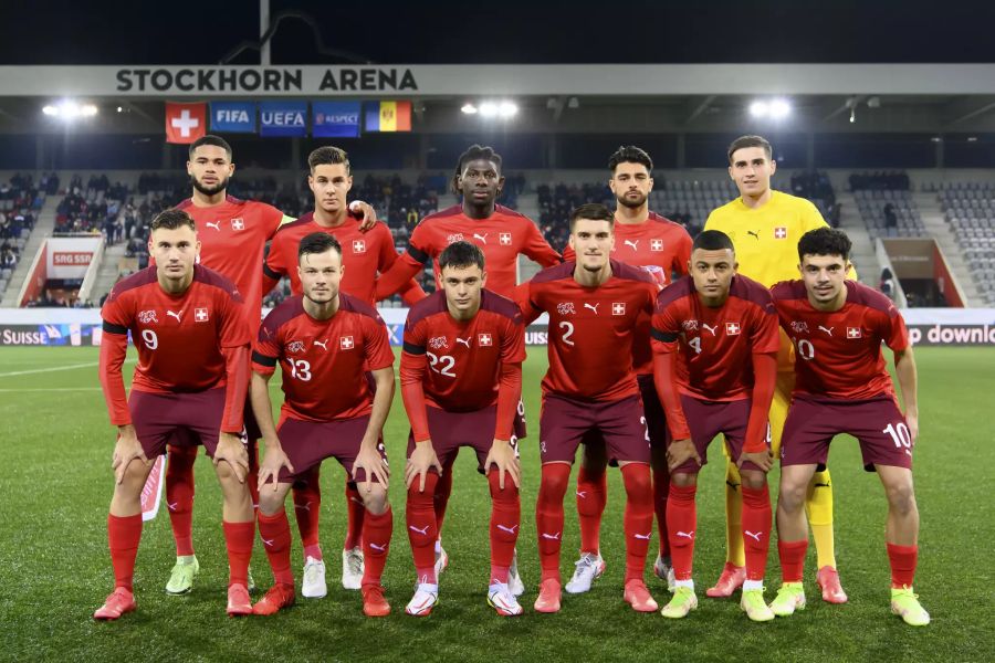 Die U21-Mannschaft der Schweizer Nati vor dem Spiel in der Stockhorn Arena in Thun.