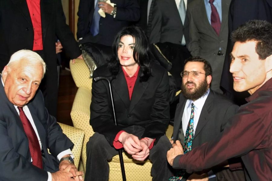 Michael Jackson und Uri Geller (rechts) waren gute Freunde.