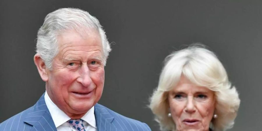 Prinz Charles und Herzogin Camilla gehen auf Reisen. Foto: Jens Kalaene/dpa-Zentralbild/dpa