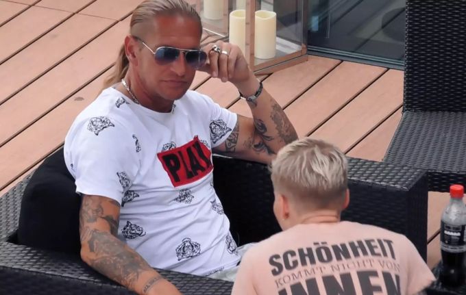 «Like Me I'm Famous»: Melanie und Don Francis reden über Sarah. «Like Me I'm Famous»