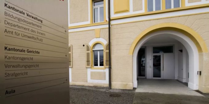 Das Gebäude der Kantonalen Gerichte in Schwyz. Schwyz, Gericht.