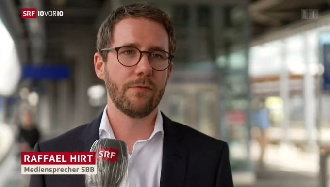 Raffael Hirt, Mediensprecher der SBB, gibt teilweise auch dem Coronavirus für die Zugausfälle schuld. SBB Zugausfälle