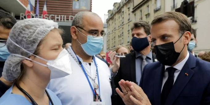 Corona-Politik - Experten attestieren Frankreich «Mängel»
