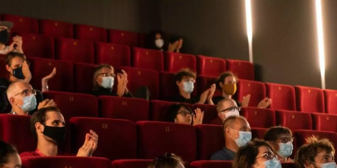 Masken und freie Sitze: Das internationale Animationsfilmfestival «Fantoche» in Baden AG verzeichnete heuer weniger Besucherinnen und Besucher. Masken und freie Sitze: Das internationale Animationsfilmfestival «Fantoche» in Baden AG verzeichnete heuer weniger Besucherinnen und Besucher.