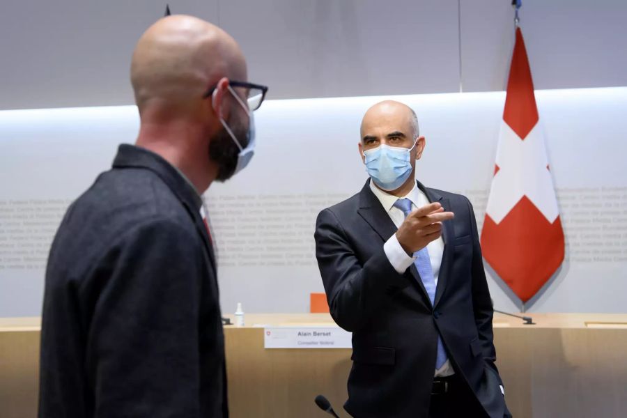 MEDIENKONFERENZ  COVID-Zertifikat Alain Berset