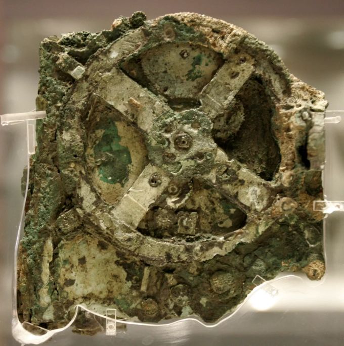 Fragment des Mechanismus von Antikythera, Archäologisches Nationalmuseum Athen. Antikythera Mechanismus.