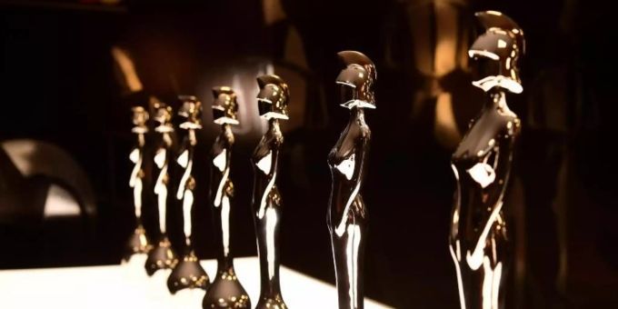 Die Trophäen der Brit Awards stehen bereit. Foto: Ian West/PA Wire/dpa Die Trophäen der Brit Awards stehen bereit. Foto: Ian West/PA Wire/dpa