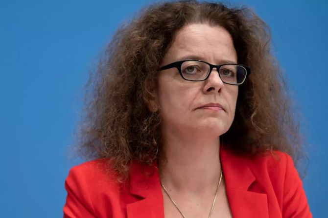 Isabel Schnabel