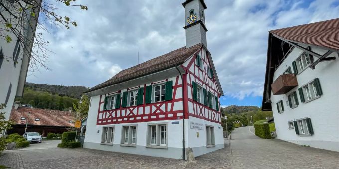 Das Gemeindehaus in Boppelsen. Das Gemeindehaus in Boppelsen.