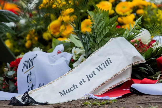 Blick auf das Grab von Willi Herren auf dem Melatenfriedhof. Willi Herrens Beerdigung