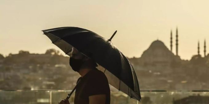 Nur wenige Touristen sind im ersten Quartal 2021 in die Türkei gereist. Foto: Emrah Gurel/AP/dpa/Archiv Nur wenige Touristen sind im ersten Quartal 2021 in die Türkei gereist. Foto: Emrah Gurel/AP/dpa/Archiv