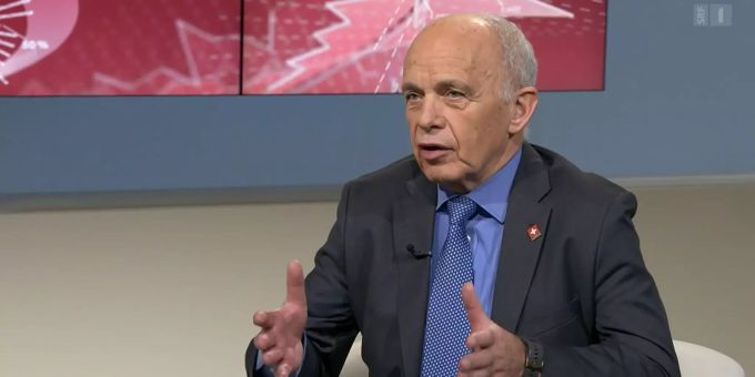 Finanzminister Ueli Maurer bezeichnete die Verkürzung der Quarantänefrist im «Eco Talk» als einen «wichtigen Diskussionspunkt». Coronavirus Ueli Maurer