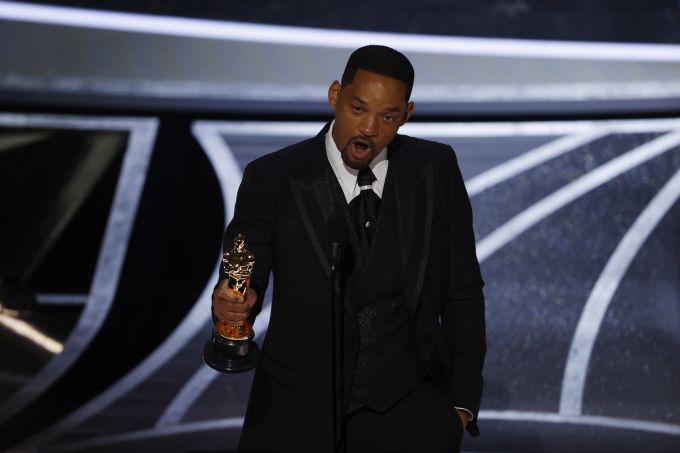 Will Smith gewinnt einen Oscar als bester Hauptdarsteller. will smith
