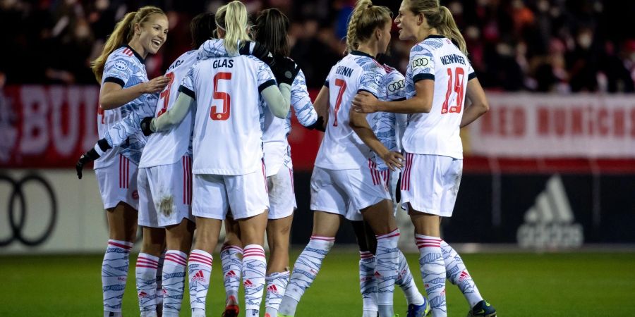 Die FCB-Frauen empfangen im Viertelfinal-Hinspiel Paris Saint-Germain.