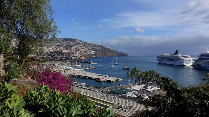 Der Hafen in Funchal auf Madeira. Hafen in Funchal