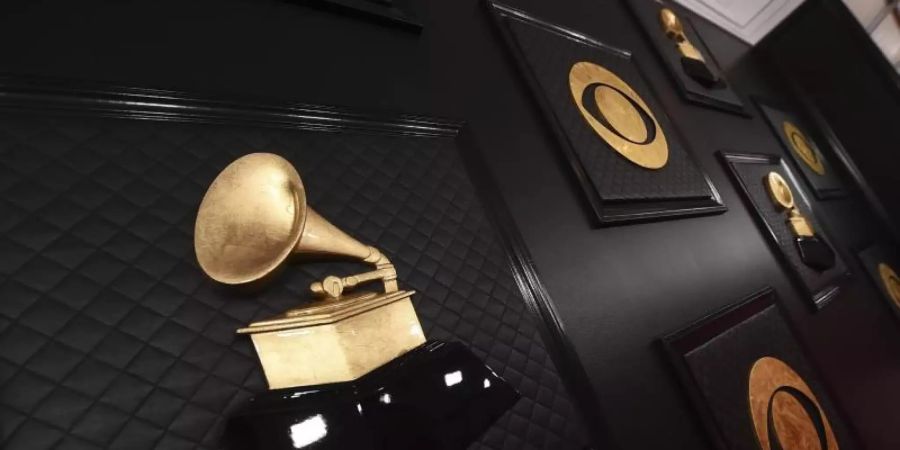 Die Verleihung der Grammys soll erst Mitte März stattfinden. Foto: Jordan Strauss/Invision/AP/dpa