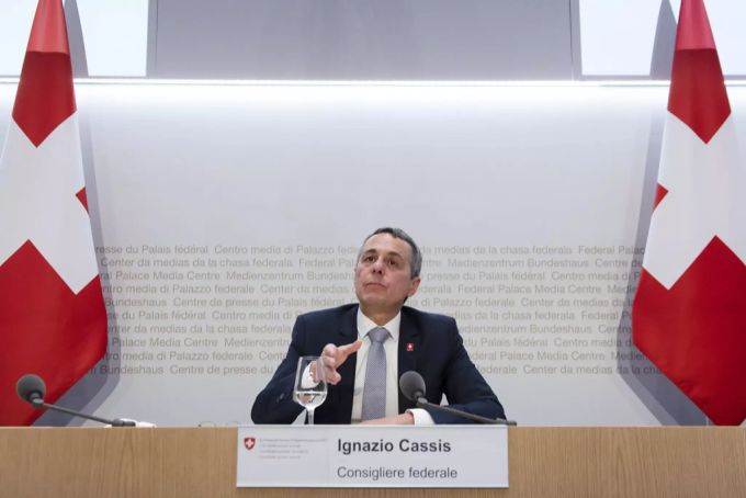 Bundespräsident Ignazio Cassis spricht während einer Medienkonferenz des Bundesrates zu strukturellen Anpassungen im EDA. FDP Ignazio Cassis