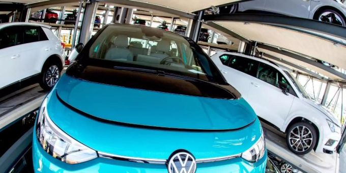 Wolfsburg/Brüssel - VW-Konzern verfehlt CO2-Ziele 2020 leicht