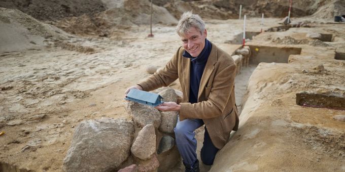 Aus Bronzezeit - Grosse Halle in der Prignitz (D) entdeckt