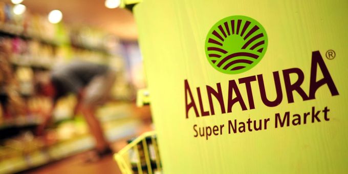 Wer die «Alnatura Kichererbsen» der betroffenen Charge zuhause hat, sollte sie nicht konsumieren. Alnatura Kichererbsen