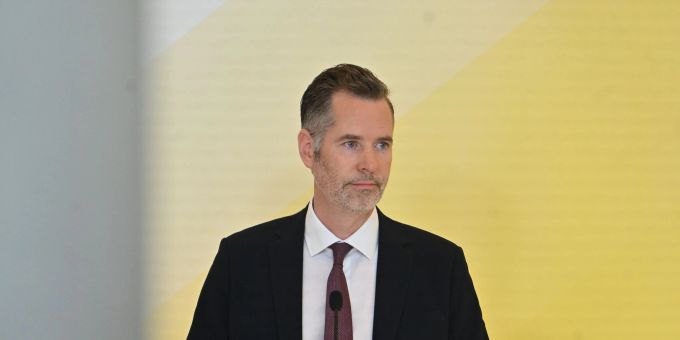 Christian Dürr: «Wir wollen wieder aufschliessen zu den grossen Industrienationen.» (Archivbild) Christian Dürr ist Fraktionsvorsitzender der FDP. «Gerade in der Gastronomie werden händeringend Mitarbeiter gesucht», meint Dürr.