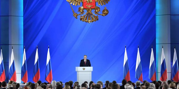 Der russische Präsident bei der Rede an die Nation. wladimir putin