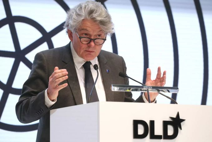 19.01.2020, Bayern, München: Thierry Breton, EU-Kommissar, spricht auf der Innovationskonferenz DLD (Digital Life Design). Innovationskonferenz DLD