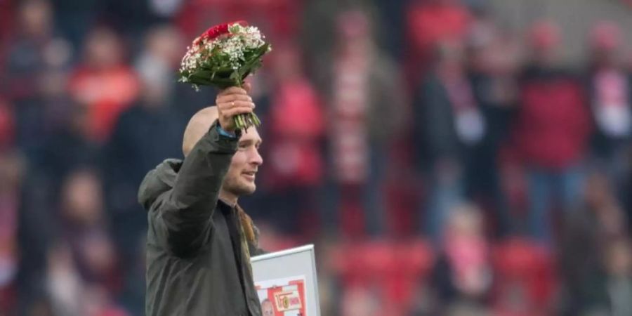 Toni Leistner 2018 bei seiner Verabschiedung von Union Berlin im Stadion An der Alten Försterei. Foto: Annegret Hilse/dpa