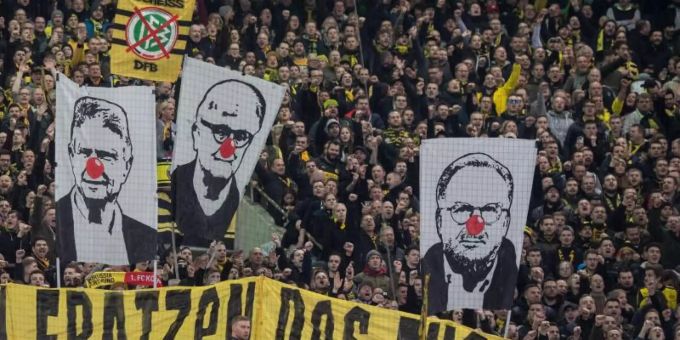 Vor einigen Wochen hatte es in vielen Stadien massive Fan-Proteste gegeben. Foto: Bernd Thissen/dpa Vor einigen Wochen hatte es in vielen Stadien massive Fan-Proteste gegeben. Foto: Bernd Thissen/dpa