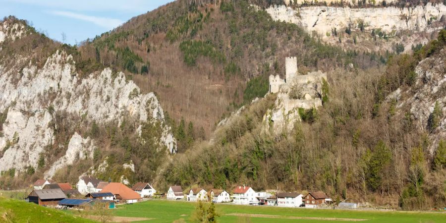 Ruine Neu Falkenstein in Balsthal.