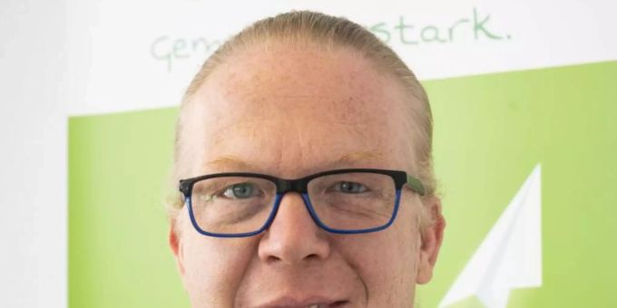 Er bleibt trotz acht Kündigungen Lufthanseat: Nicoley Baublies, der frühere Chef der Kabinengewerkschaft Ufo. Foto: Frank Rumpenhorst/dpa Er bleibt trotz acht Kündigungen Lufthanseat: Nicoley Baublies, der frühere Chef der Kabinengewerkschaft Ufo. Foto: Frank Rumpenhorst/dpa