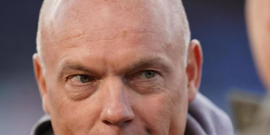 Musste mit seinem Team das Pokalaus gegen Underdog Saarbrücken aufarbeiten: Düsseldorf-Coach Uwe Rösler. Foto: Thomas Frey/dpa