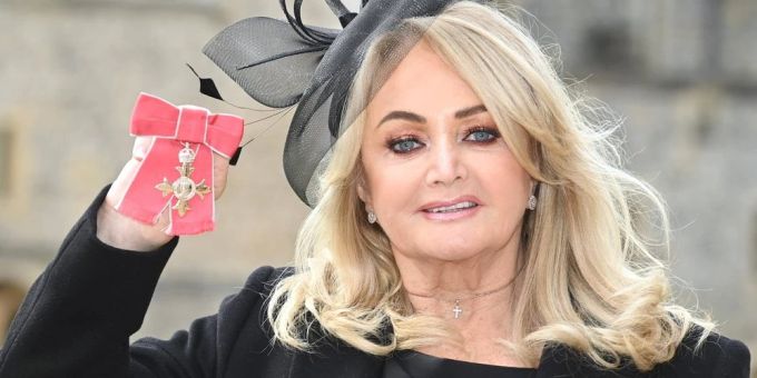 Bonnie Tyler with her badge of honor on February 1, 2023.