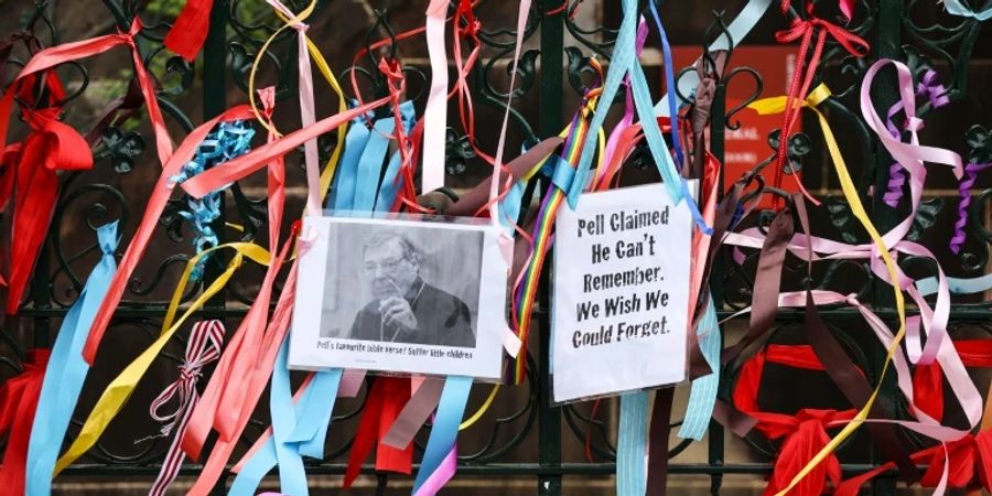 Protesten gegen Kardinal Pell in Sydney