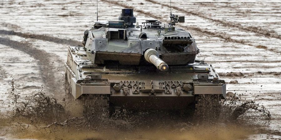 Die Ukraine und weitere Länder haben lange auf die Lieferung gedrängt: ein Leopard-Kampfpanzer vom Typ 2A6.