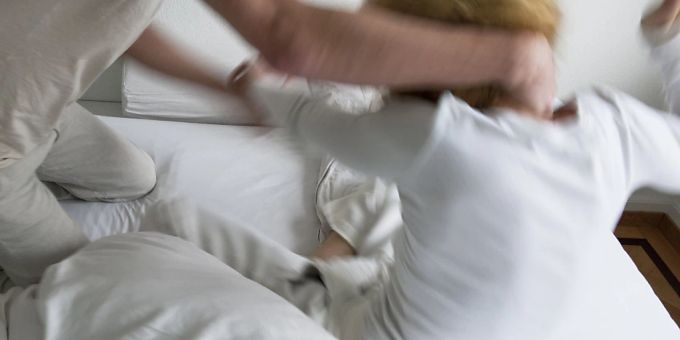 Opfer von sexualisierter Gewalt sollen künftig besser geschützt werden. Der Ständerat hat am Dienstag bei der Reform des Sexualstrafrechts einem Kompromissvorschlag zugestimmt. (Symbolbild) sexualstrafrecht