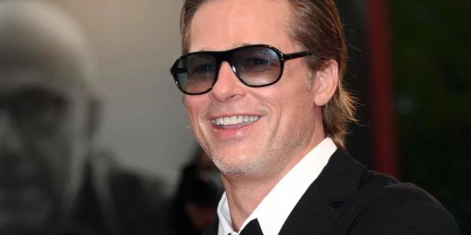 Hollywood-Star Brad Pitt hat mit dem Verkauf seiner Villa ordentlich Kasse gemacht. Hollywood-Star Brad Pitt hat mit dem Verkauf seiner Villa ordentlich Kasse gemacht.