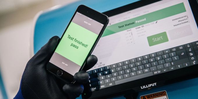 Refurbished-Anbieter versprechen, dass ihre Geräte von Profis geprüft, gereinigt und bei Bedarf repariert worden sind. Refurbished-Anbieter versprechen, dass ihre Geräte von Profis geprüft, gereinigt und bei Bedarf repariert worden sind.