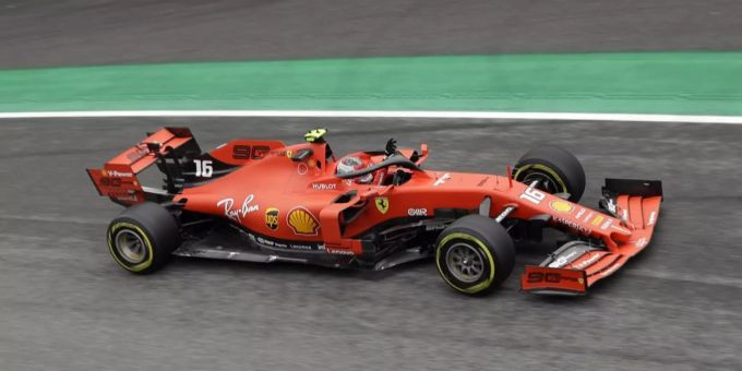 Ferrari-Pilot Charles Leclerc beschert seinem Rennstall einen Heimsieg in Monza. Charles Leclerc Formel 1 Ferrari