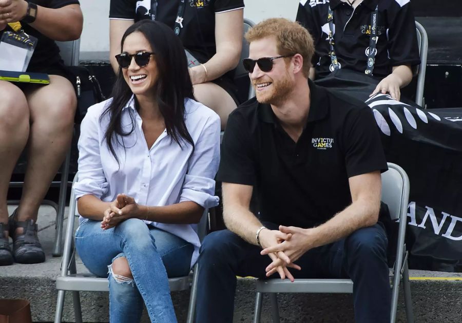 Im September 2017 zeigten sich Meghan Markle und Prinz Harry zum ersten Mal als Paar der Öffentlichkeit.