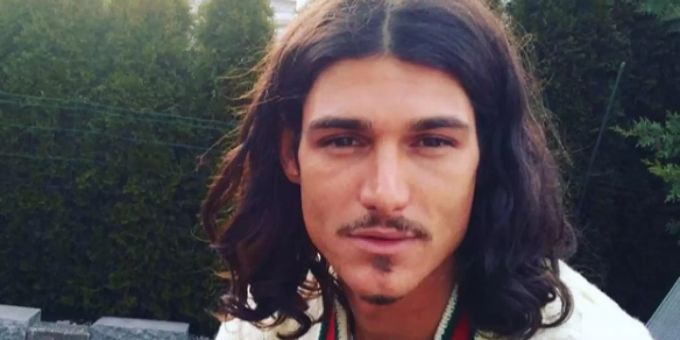 Patric Haziri betört mit verträumtem Blick. der bachelor