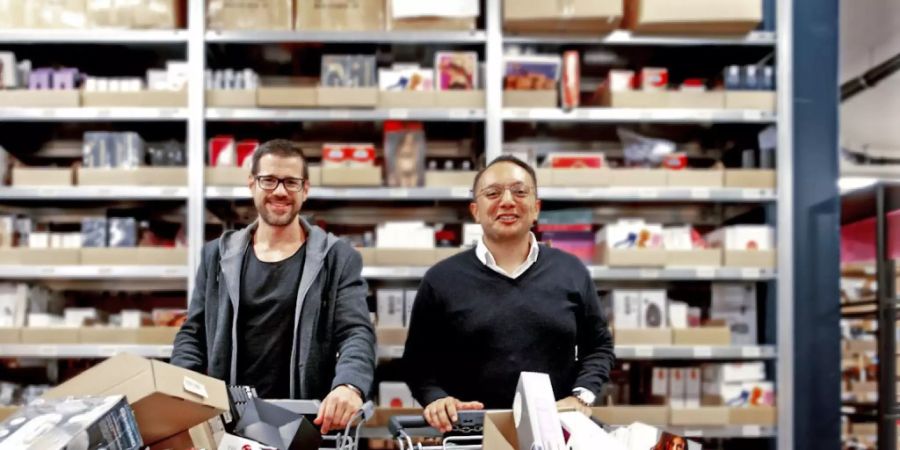 Die Amorana-Gründer Lukas Speiser und Alan Frei beliefern künftig den Onlineshop Brack.ch.