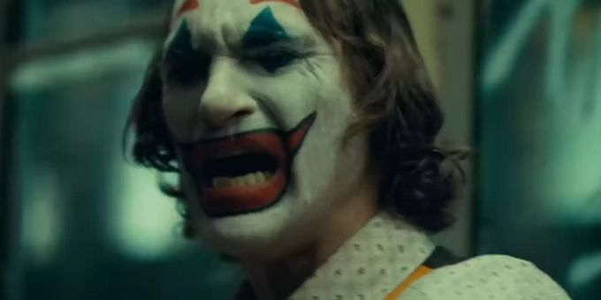 Joaquin Phoenix als Joker. joker joaquin phoenix