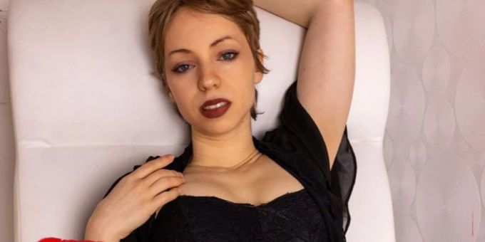 Tierrechtsaktivistin - «Die militante Veganerin» ist nun auf »Onlyfans»