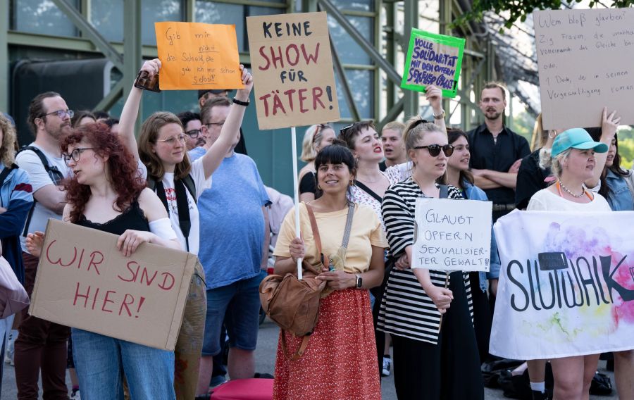 Beim Rammstein-Konzert in München kam es zu Protesten.