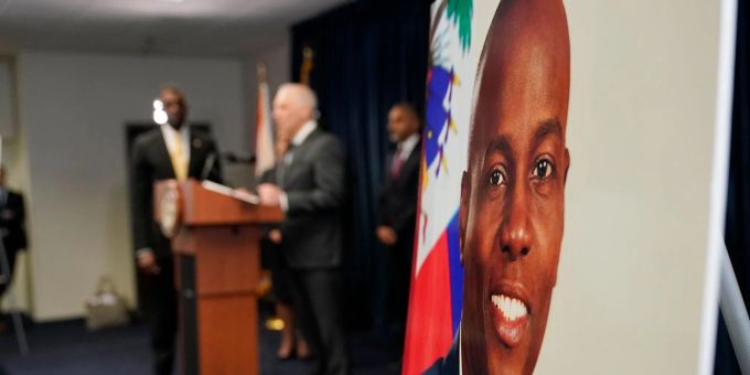 Im Zusammenhang mit der Ermordung des haitianischen Präsidenten Jovenel Moïse wurde ein Geschäftsmann verurteilt. Im Zusammenhang mit der Ermordung des haitianischen Präsidenten Jovenel Moïse wurde ein Geschäftsmann verurteilt.