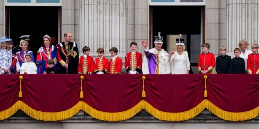 Royals Krönung