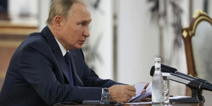 Wladimir Putin beim Gipfel in Samarkand. wladimir putin