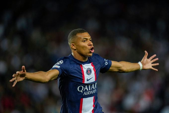Kylian Mbappé hat in dieser Saison bereits zehn Tore erzielt. Kylian Mbappé