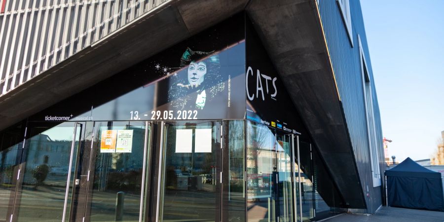 Eingang des Theater 11 in Zürich Oerlikon.